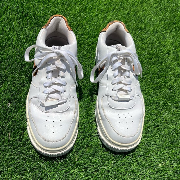 Nike Air Force 1 Pixel Sneakers - Picture 3 of 7